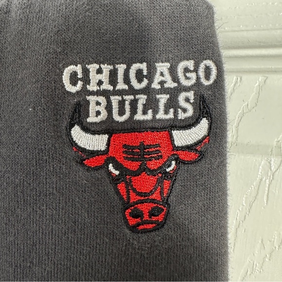 Cotton-On Kids size 8 Chicago Bulls sweatpants, NBA, basketball, team, fan - Picture 3 of 10